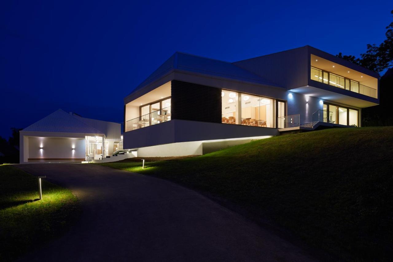 Farmhouse - Hohe Wand Hotel Stollhof Bagian luar foto