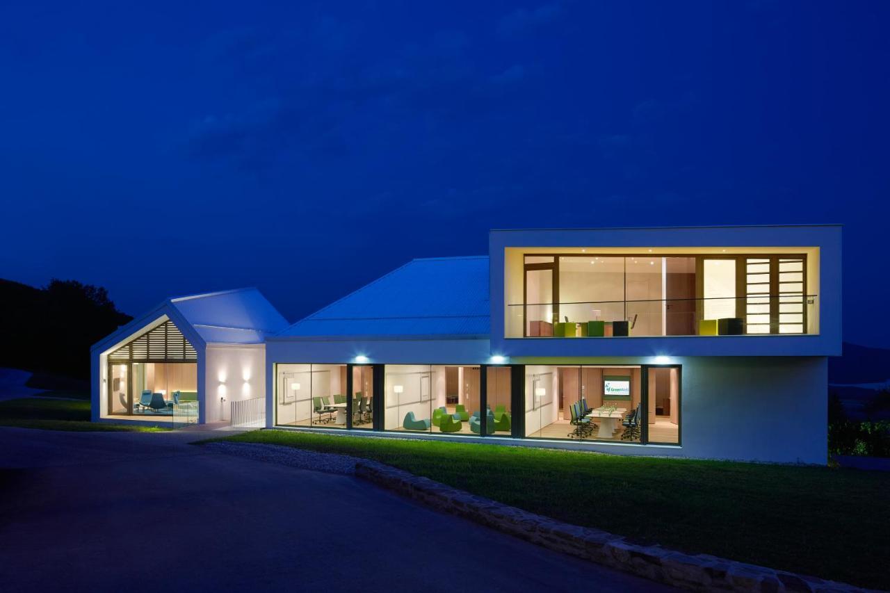 Farmhouse - Hohe Wand Hotel Stollhof Bagian luar foto